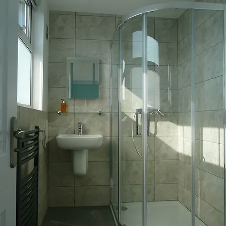 The Lyncroft Bed & Breakfast New Quay