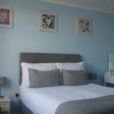 The Lyncroft 4* New Quay